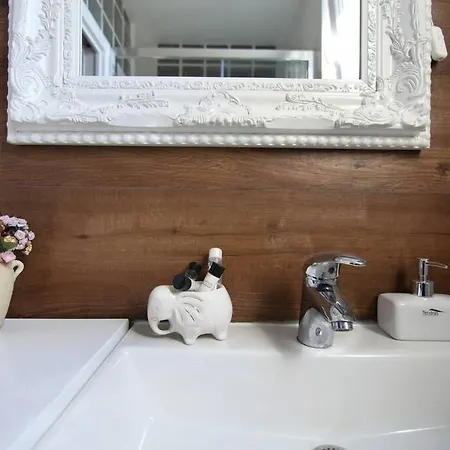 Barbara's Inheritance Apartment