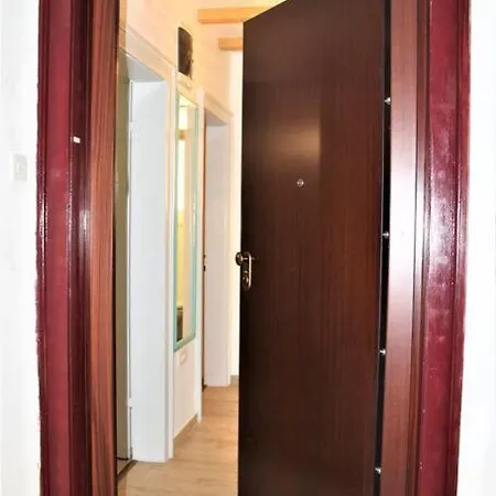 Barbara's Inheritance سبليت