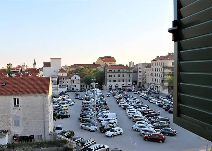 Barbara's Inheritance * Split