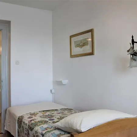 דירה Barbara's Inheritance *